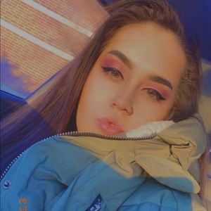 Meet your Posher, Savannah